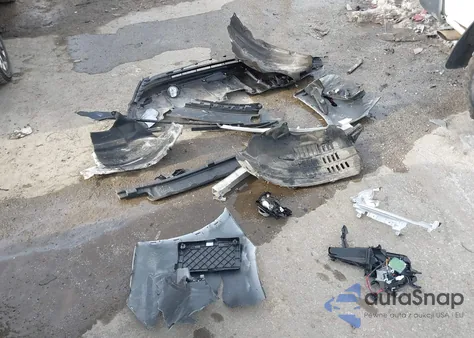 2021 Toyota Highlander Xle from USA, damaged, VIN 5TDGZRBHXMS147926